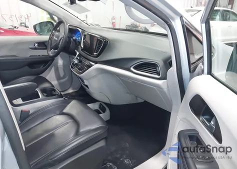 2023 Chrysler Pacifica Touring L z USA, uszkodzony, nr VIN 2C4RC1BG0PR534937